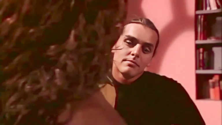 Lovers Have Passionate Threesome With Busty Ebony